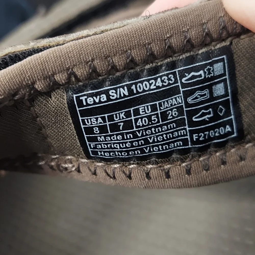 Teva Mens Katavi 2 Sport Sandals Bungee Cord Brown Suede Hiking 1002433 Size 8